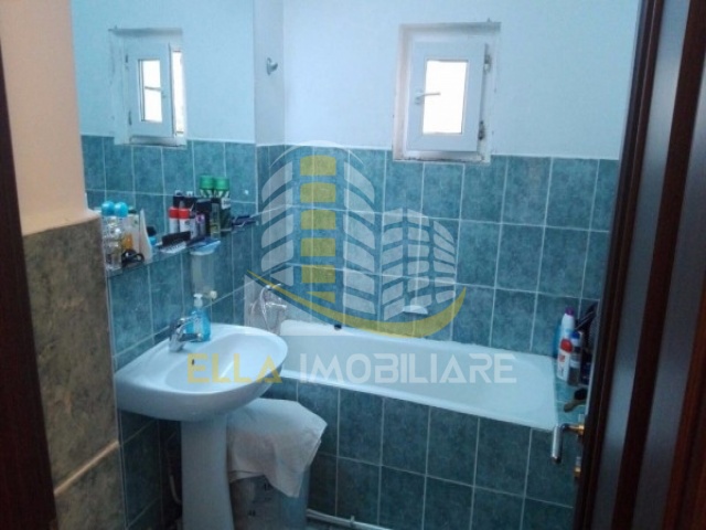 Zona Centrul Vechi, Botosani, Botosani, Romania, 2 Bedrooms Bedrooms, 3 Rooms Rooms,1 BathroomBathrooms,Apartament 3 camere,De vanzare,2487