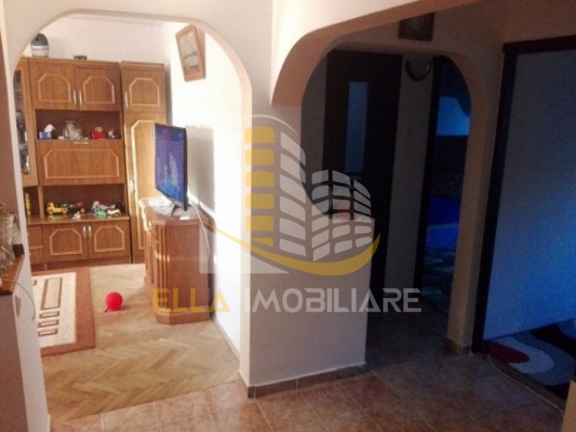 Zona Centrul Vechi, Botosani, Botosani, Romania, 2 Bedrooms Bedrooms, 3 Rooms Rooms,1 BathroomBathrooms,Apartament 3 camere,De vanzare,2487