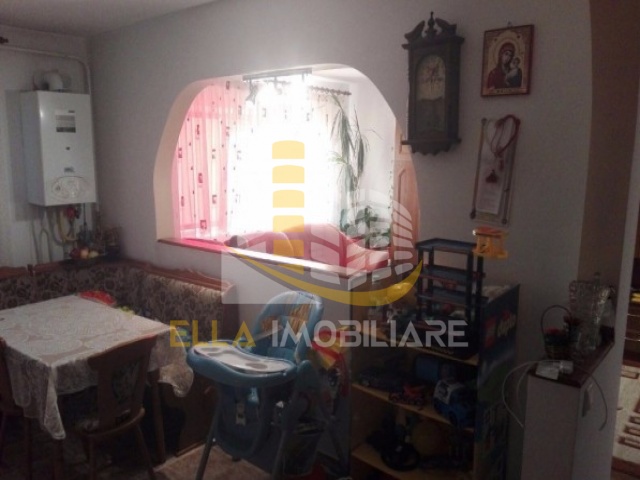 Zona Centrul Vechi, Botosani, Botosani, Romania, 2 Bedrooms Bedrooms, 3 Rooms Rooms,1 BathroomBathrooms,Apartament 3 camere,De vanzare,2487