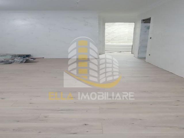 Zona Piata Mare, Botosani, Botosani, Romania, 3 Bedrooms Bedrooms, 4 Rooms Rooms,2 BathroomsBathrooms,Apartament 4+ camere,De vanzare,4,2749