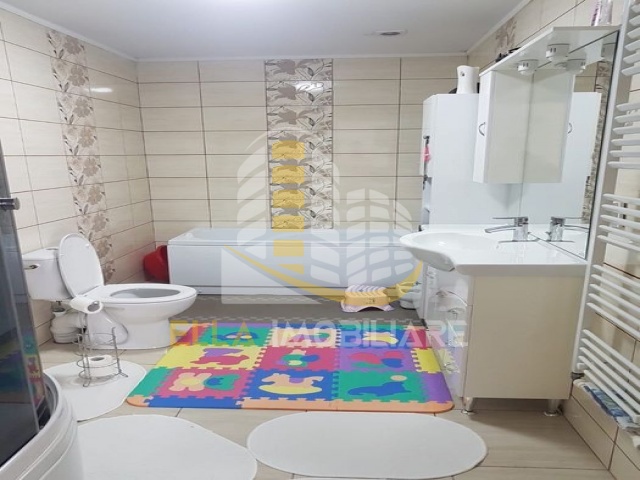 Zona Mall, Botosani, Botosani, Romania, 2 Bedrooms Bedrooms, 3 Rooms Rooms,1 BathroomBathrooms,Casa / vila,De vanzare,3598