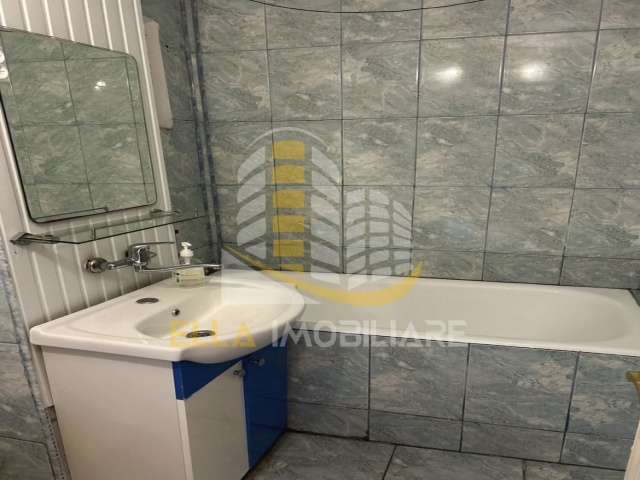 Zona Carrefour, Botosani, Botosani, Romania, 1 Bedroom Bedrooms, 2 Rooms Rooms,1 BathroomBathrooms,Apartament 2 camere,De vanzare,4,4202