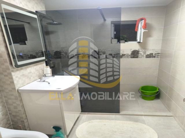 Zona Carrefour, Botosani, Botosani, Romania, 2 Bedrooms Bedrooms, 3 Rooms Rooms,1 BathroomBathrooms,Apartament 3 camere,De vanzare,4213