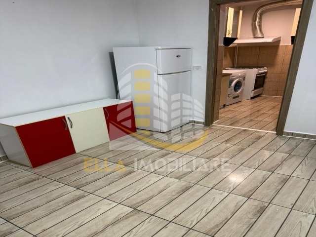 Zona Capat 1, Botosani, Botosani, Romania, 1 Bedroom Bedrooms, 1 Room Rooms,1 BathroomBathrooms,Garsoniera,De vanzare,3,4219