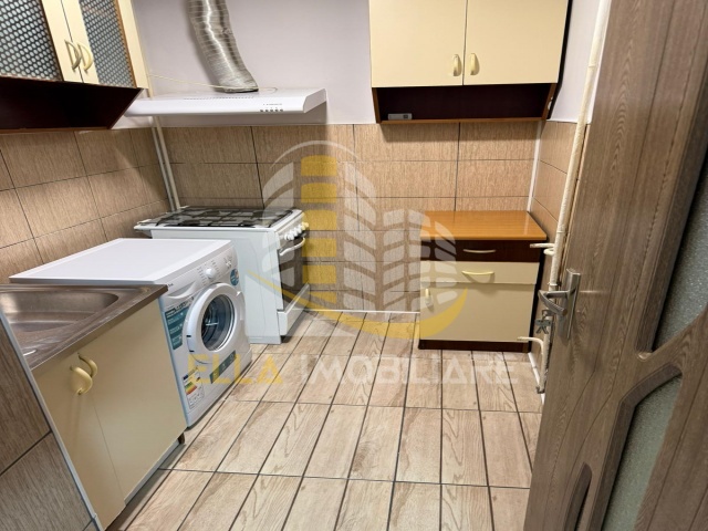 Zona Capat 1, Botosani, Botosani, Romania, 1 Bedroom Bedrooms, 1 Room Rooms,1 BathroomBathrooms,Garsoniera,De vanzare,3,4219