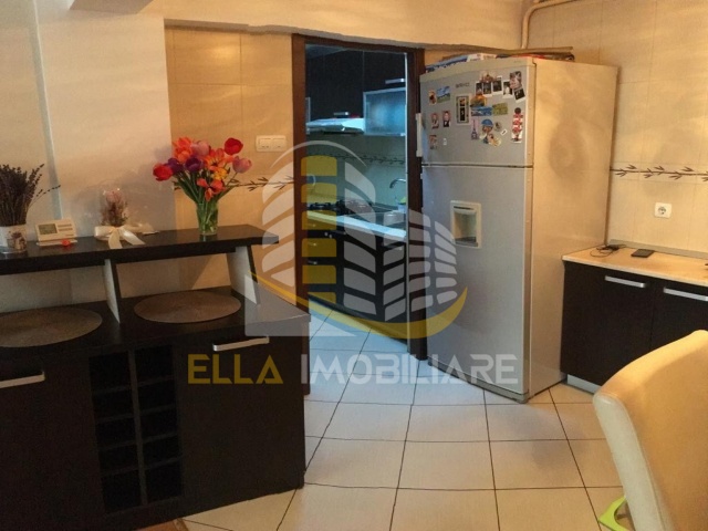 Zona Gara, Botosani, Botosani, Romania, 3 Bedrooms Bedrooms, 4 Rooms Rooms,2 BathroomsBathrooms,Apartament 4+ camere,De inchiriat,1,4223