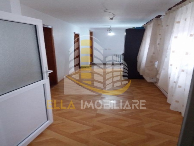 Zona Liceul Pedagogic,Botosani,Botosani,Romania,4 Bedrooms Bedrooms,5 Rooms Rooms,1 BathroomBathrooms,Casa / vila,1130
